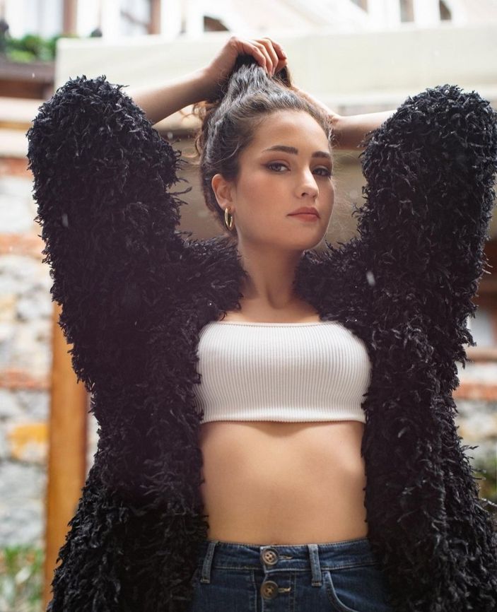 'Giyinmemişsin canım ya' Kardeşlerim'in Aybikesi minicik atletiyle görenin nevrini döndürdü!