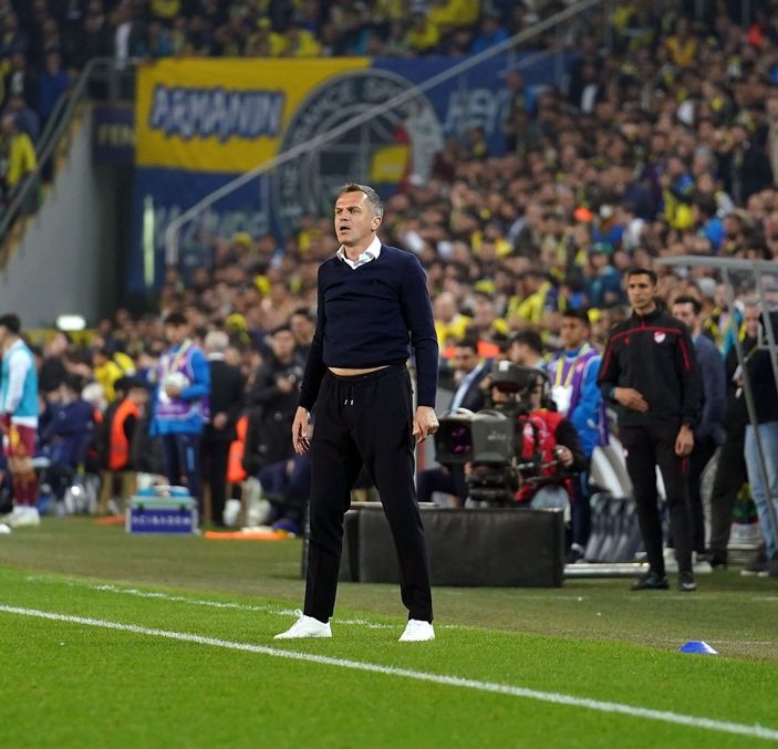 Fenerbahçe, Göztepe'yi 2 golle mağlup etti