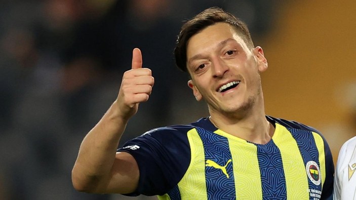 Fenerbahçe'de Mesut Özil zirvesi