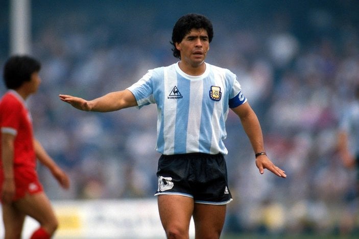 Maradona'nın 1986 Dünya Kupası'nda giydiği forma satışa çıkarılıyor