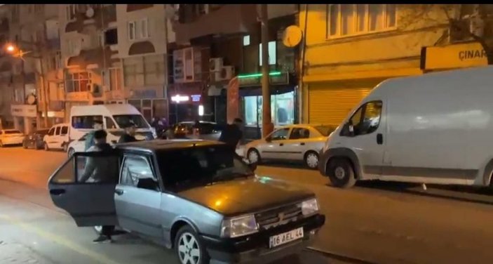 Bursa'da husumetliler arasında kavga