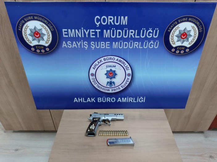 Çorum polisinden dernek binasına kumar baskını