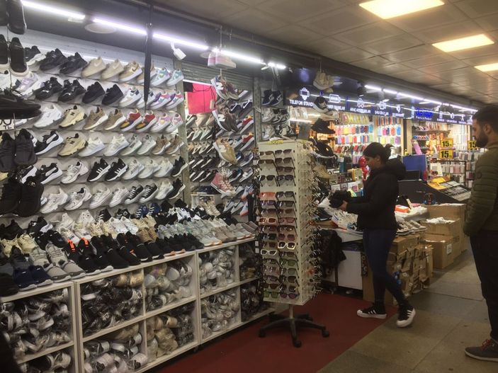 i Eminönü'nde esnafın telefonu, iftar vakti çalındı