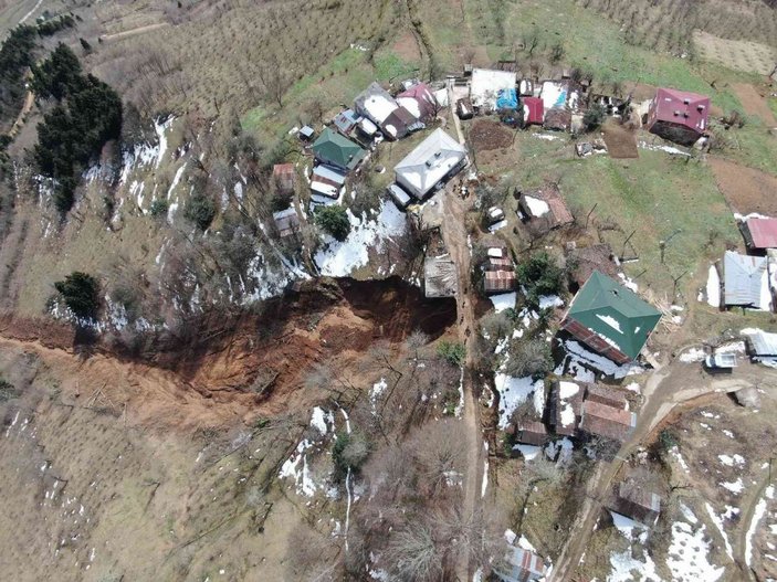 Trabzon'daki heyelanların sayısı 100'ü geçti