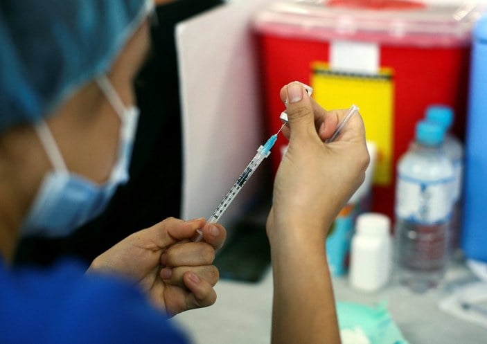 Polonya: Daha fazla koronavirüs aşısı satın almayacağız