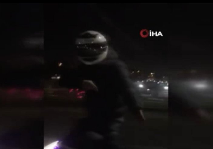 İstanbul E-5'teki motosiklet sürücüsünün tehlikeli görüntüleri