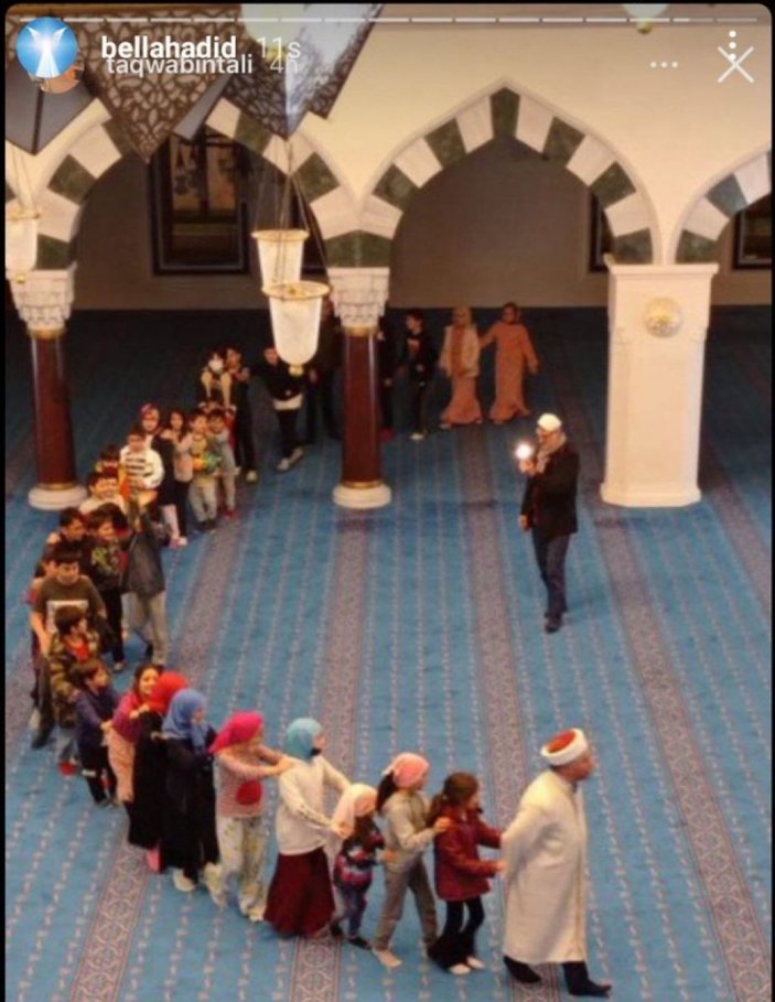 Bella Hadid, çocuklarla oynayan cami imamının görüntülerini paylaştı