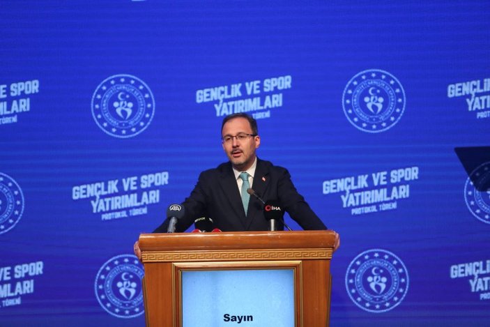 Mehmet Muharrem Kasapoğlu, Gençlik ve Spor Yatırımları Protokol Töreni’ne katıldı