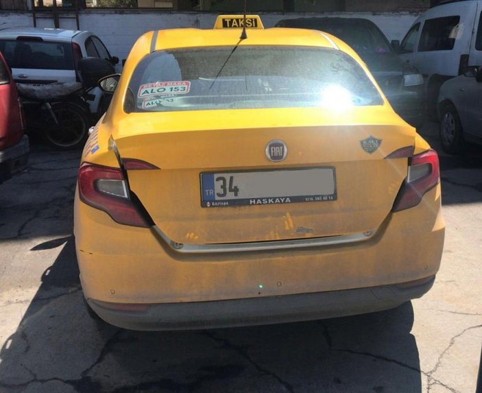 Ataşehir'de turisti darbeden taksicinin sürücü belgesi iptal edildi