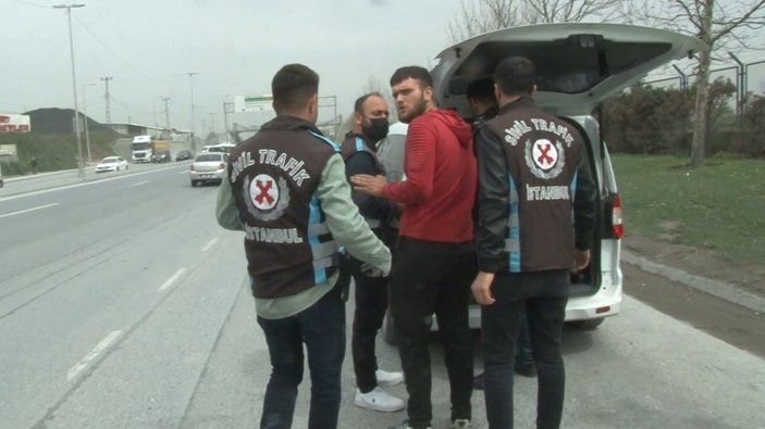 Arnavutköy'de şoförler denetimden kaçarken yakalandı