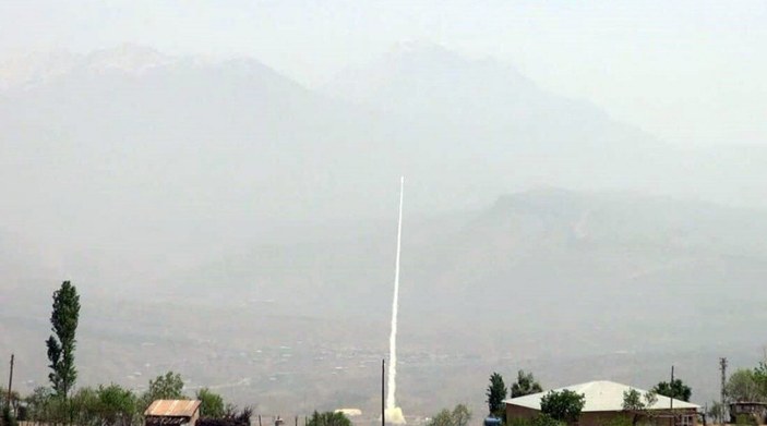 Irak'ın kuzeyindeki PKK hedefleri, füzelerle vuruldu