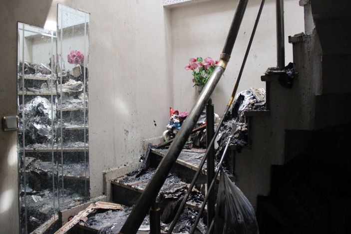 i Kocaeli'de 3 yaşındaki çocuk çakmakla oynarken evi yaktı