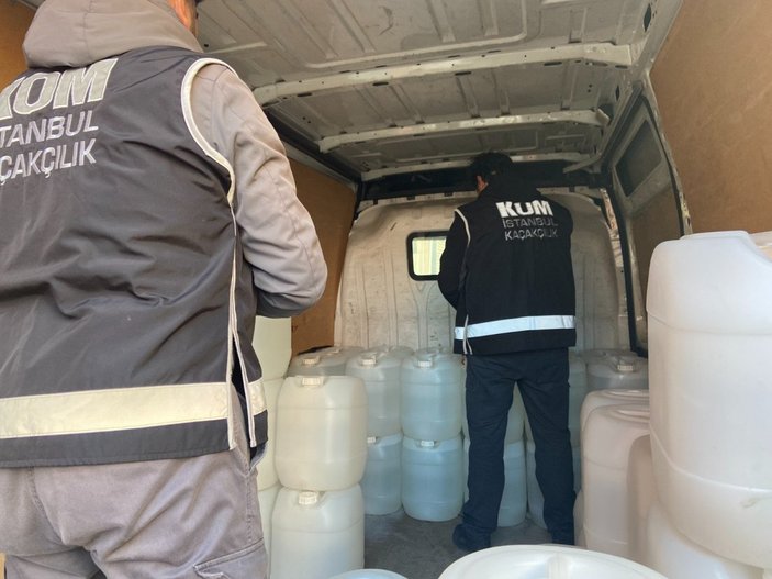Başakşehir'de 34 ton kaçak içki ele geçirildi