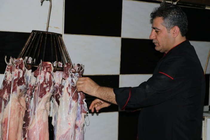 Siirt'te tandırda pişen lezzet: Büryan kebabı