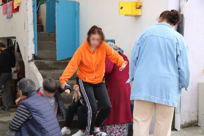 Samsun'da engelli çocuğun torpil patlattığı ev küle döndü