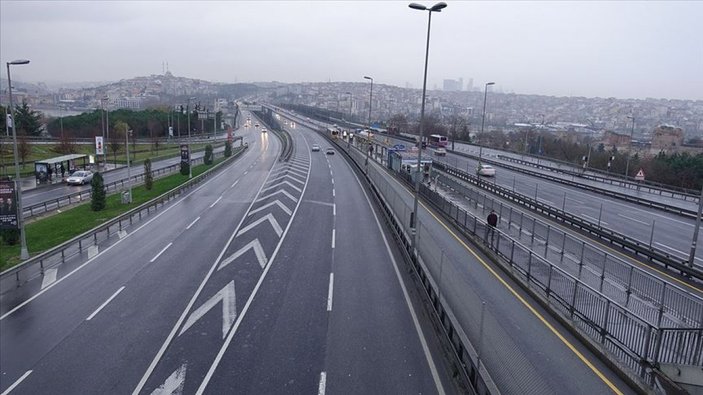 23 Nisan'da İstanbul yolları boş kaldı