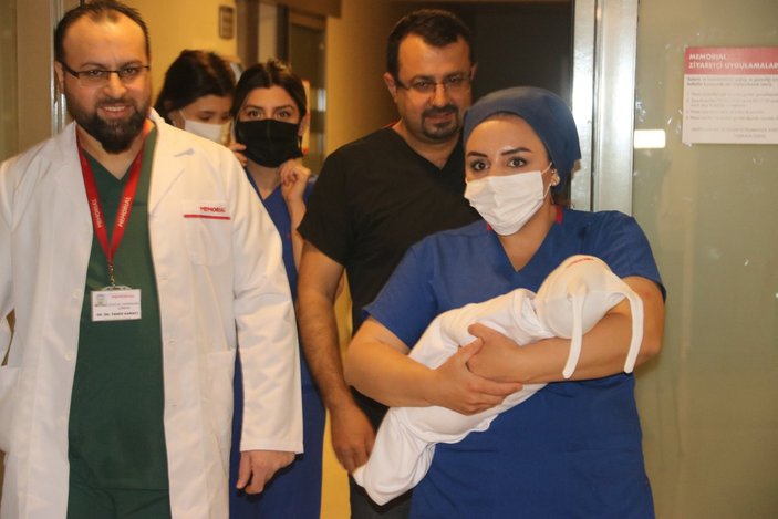 Diyarbakır'da, yemek borusu olmadan doğan bebek sağlığına kavuştu
