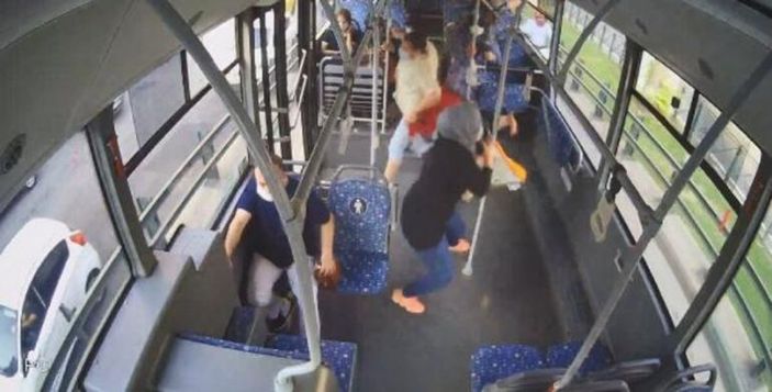 Bursa'da otobüs şoförünün ani freni, kadını iş hayatından etti