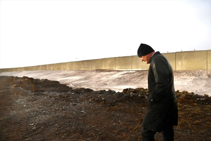 Bakan Soylu: Van-İran sınır hattında 295 kilometrelik alana duvar örülecek