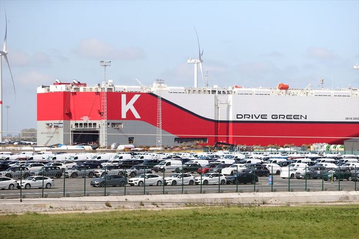 Rusya'ya gidecek araçlar, Belçika'daki limandan geçemedi