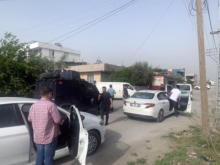 Adana'da taksi gasbeden şahıs polisten kaçamadı