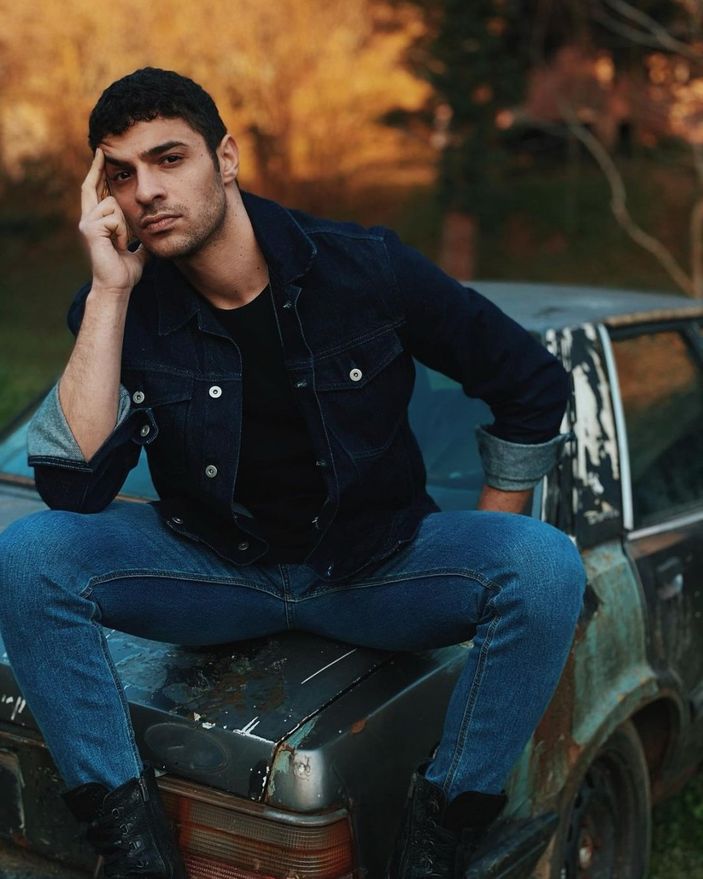 Kardeşlerim'in Kadir'i Halit Özgür Sarı ekranlara bomba gibi dönüyor! Bakın hangi dizide başrolü kaptı