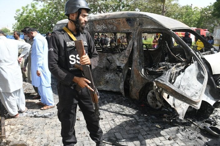 Pakistan Karaçi'de patlama: Ölü ve yaralılar var