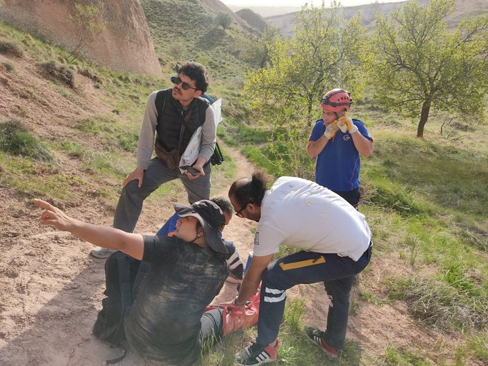 Kapadokya'yı gezen turist çukura düştü