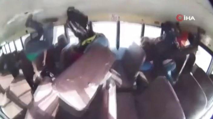 ABD’de okul otobüsüne çarptı: 7 öğrenci yaralı