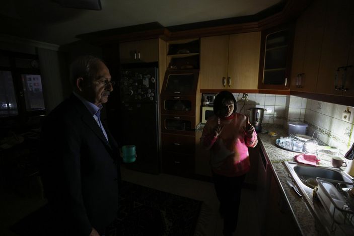 Kemal Kılıçdaroğlu, elektrik faturasını ödedi