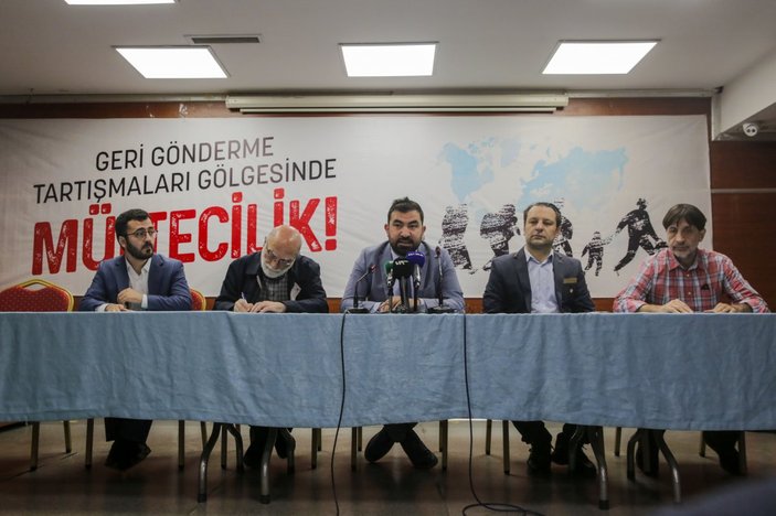 STK'lar, 'mültecilerin gönderilmesi' söylemine karşı toplandı