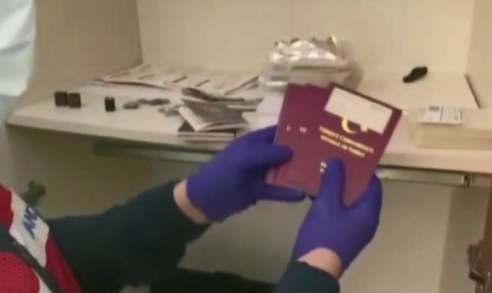 Avcılar’da sahte pasaport hazırlayan şahsa gözaltı