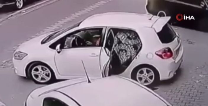 Esenyurt’ta halı hırsızları kamerada