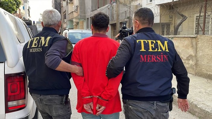 Mersin'de 12 adrese terör operasyonu