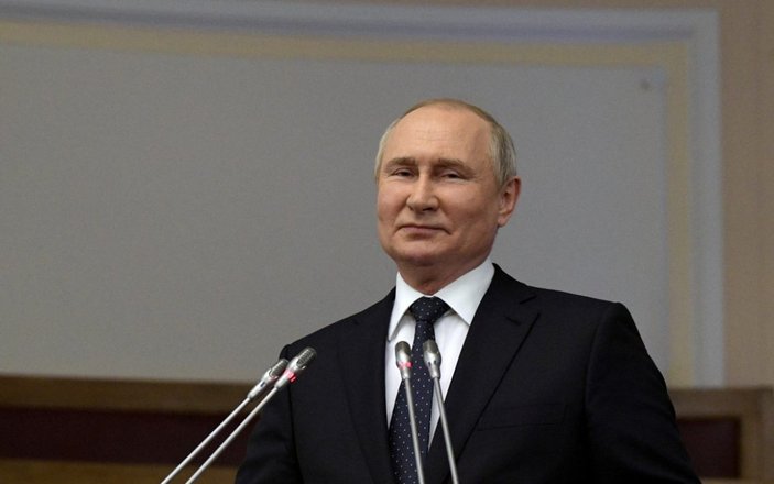 Putin, Moskova'da sporcularla bir araya geldi