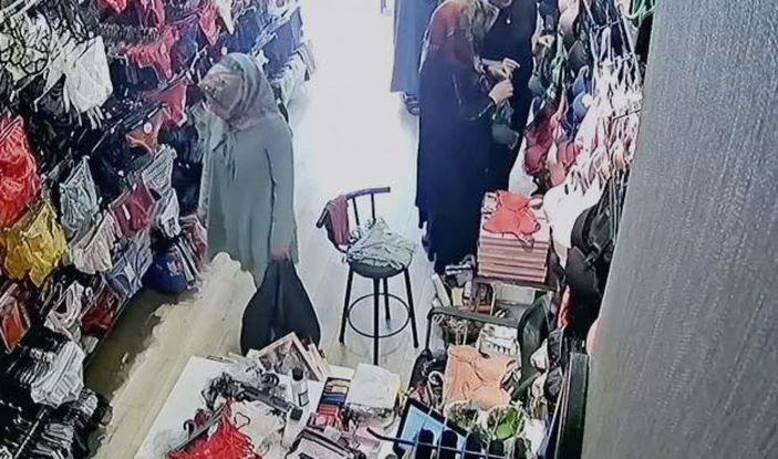d Gaziantep'te iç çamaşırı hırsızlığı