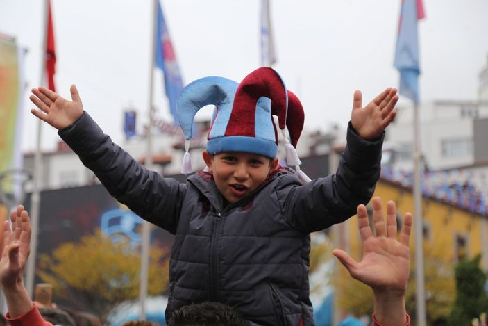 i Trabzonsporlu taraftarların coşkusu