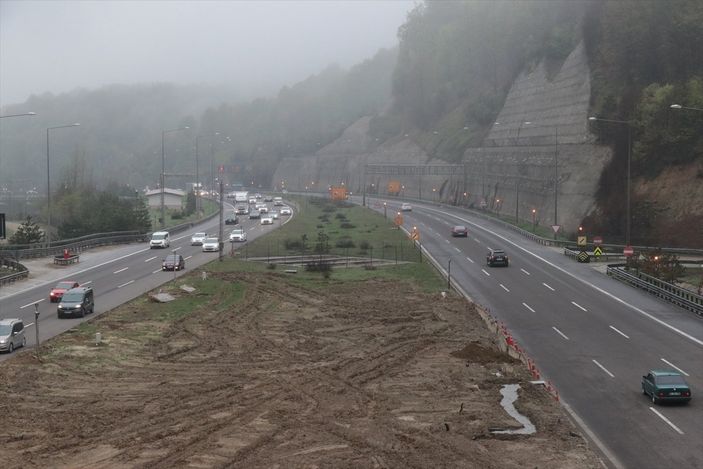 Bolu ve Düzce kesiminde bayram trafiği