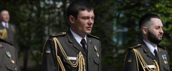 Ukrayna Silahlı Kuvvetleri'nden salavat eşliğinde Bayram videosu