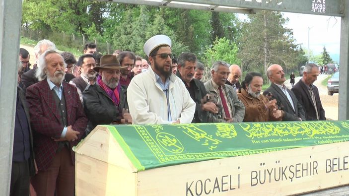 i Yeşilçam’ın emektar oyuncusu son yolculuğuna uğurladı