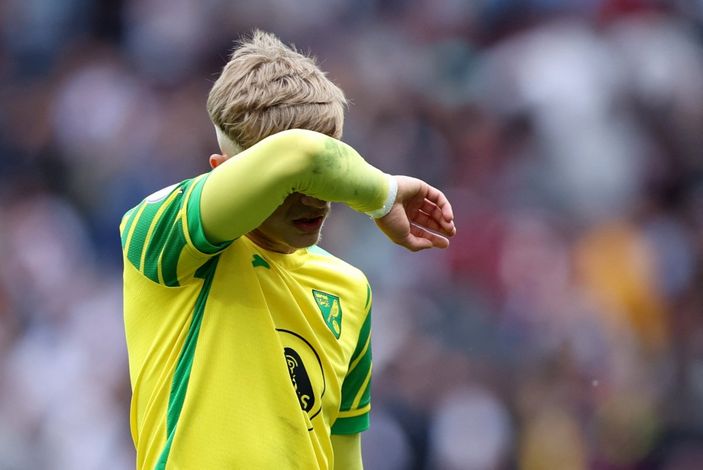 r Norwich City, Premier Lig'de küme düşen ilk takım