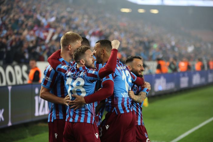 i Trabzonspor, Fenerbahçe'nin rekoruna ortak oldu