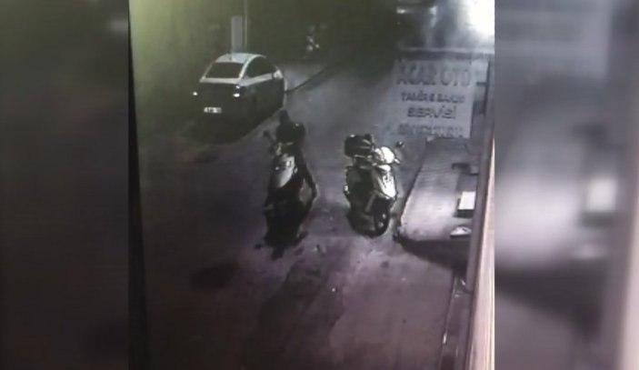 Bursa'da iki ayrı hırsızlık olayı kamerada