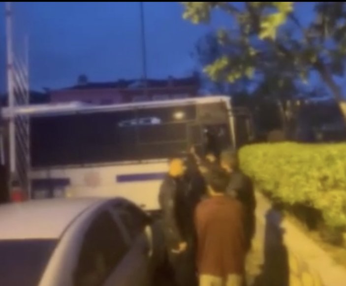 İstanbul'da 97 düzensiz göçmen yakalandı