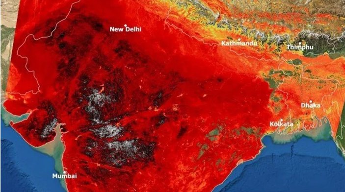 Hindistan'da sıcaklık 45 dereceyi geçti