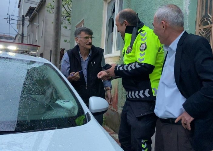 Bursa'da kaza yapan alkollü sürücü, polise sarıldı