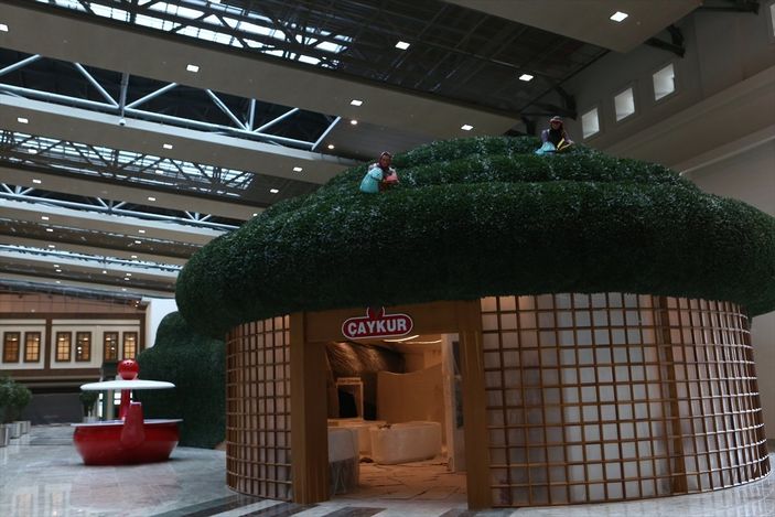 a Adil Karaismailoğlu, Rize-Artvin Havalimanı'nı inceledi