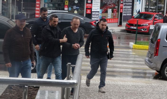 Çorum'da tartıştığı eşini boğmaya kalkıştı