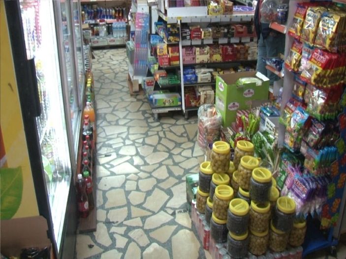 i İstanbul'da markette unuttuğu bayramlıkları çalındı