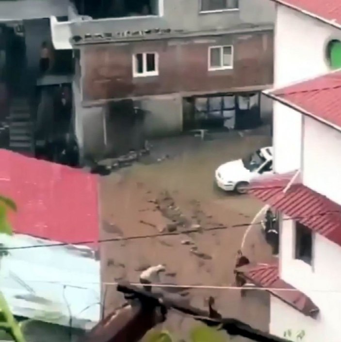 Kayseri'de aşırı yağışın beraberindeki sel ve heyelan yaşandı